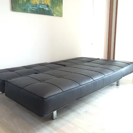 Apartment Studio L.y.m.a.
